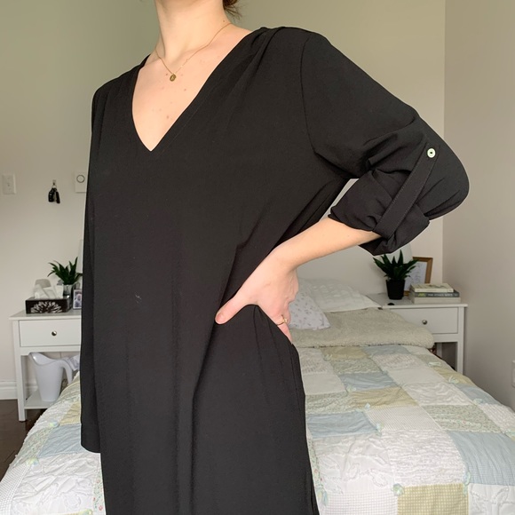 LUMIÈRE Black dress - Picture 3 of 7